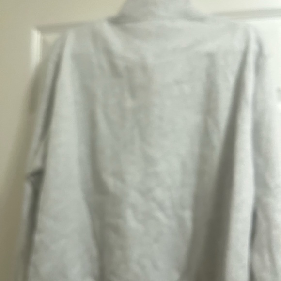 PINK large sweatshirt -tags on but no price - Picture 3 of 3